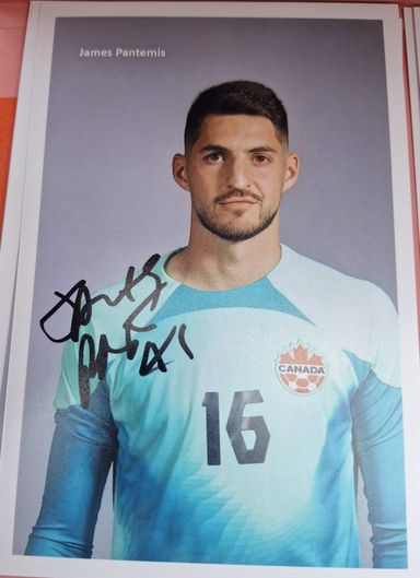 James Pantemis Autogramm